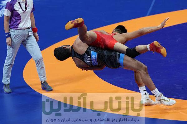 استقلال صدرنشین لیگ شد